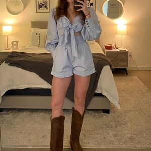 Long sleeve romper with front tie - Powder Blue